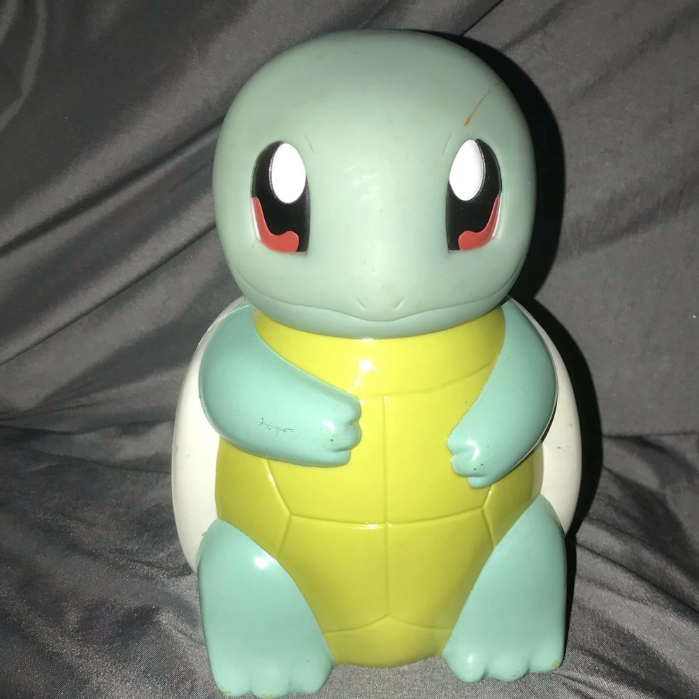 Vintage Nintendo 1998 Pokémon squirtle drinking water bottle figure no straw
